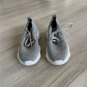 Gray and White Minimalist Sneakers with Breathable Knit